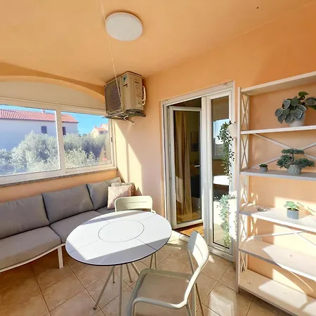 Apartman New And Modern Kala With Seaview, Ližnjan