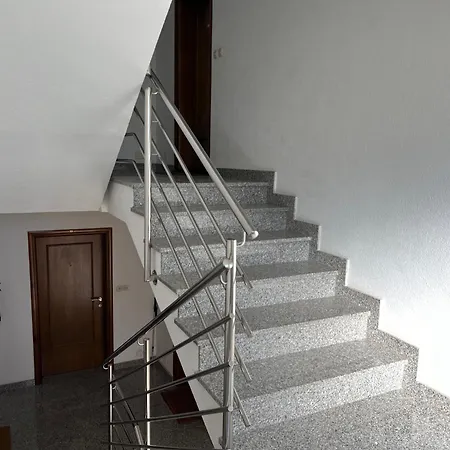 New And Modern Kala With Seaview, شقة